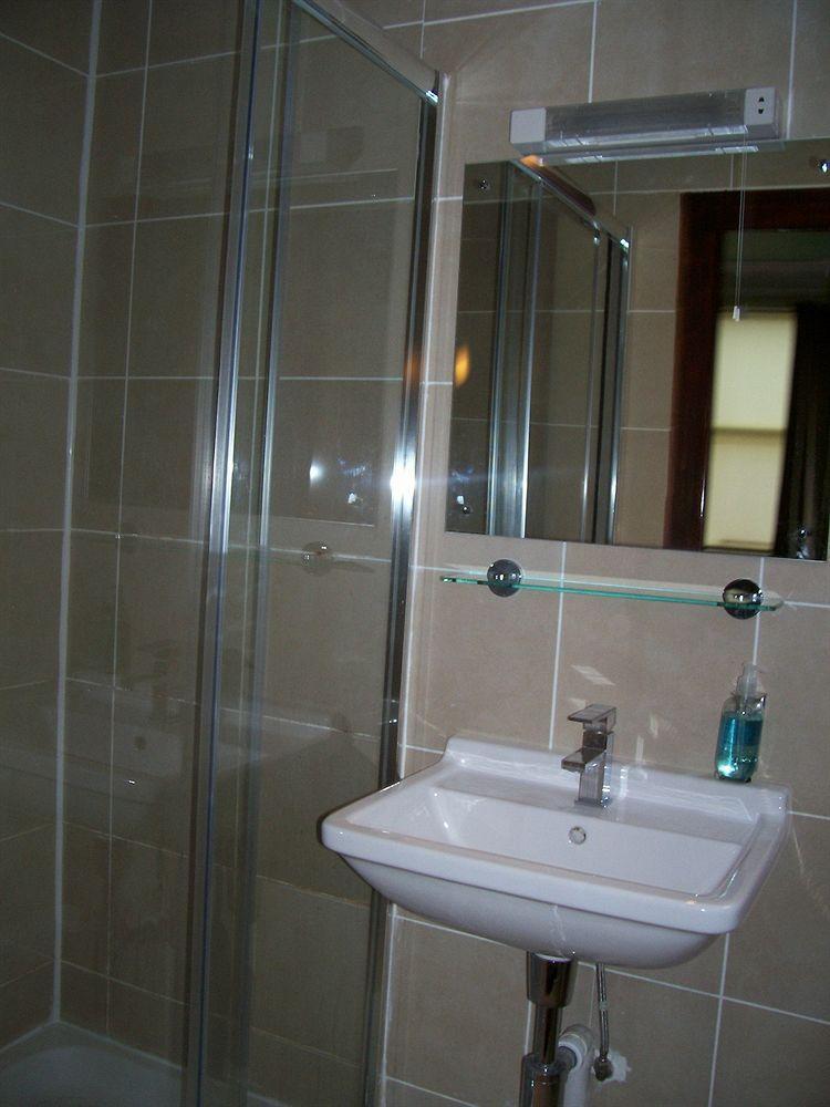 אדינבורו Bonnie'S Guest House מראה חיצוני תמונה